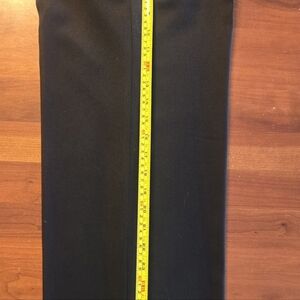 Ralph Lauren Mens Black Suit, 42L jacket abs 32 x 32 pants.